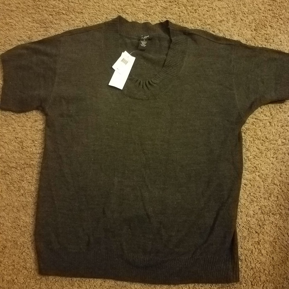 Womens Short Sleeved Sweater